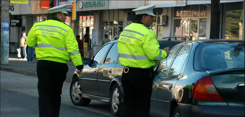 Un ieșean s-a ales cu 1 an de închisoare, cu suspendare, după ce și-a parcat mașina!