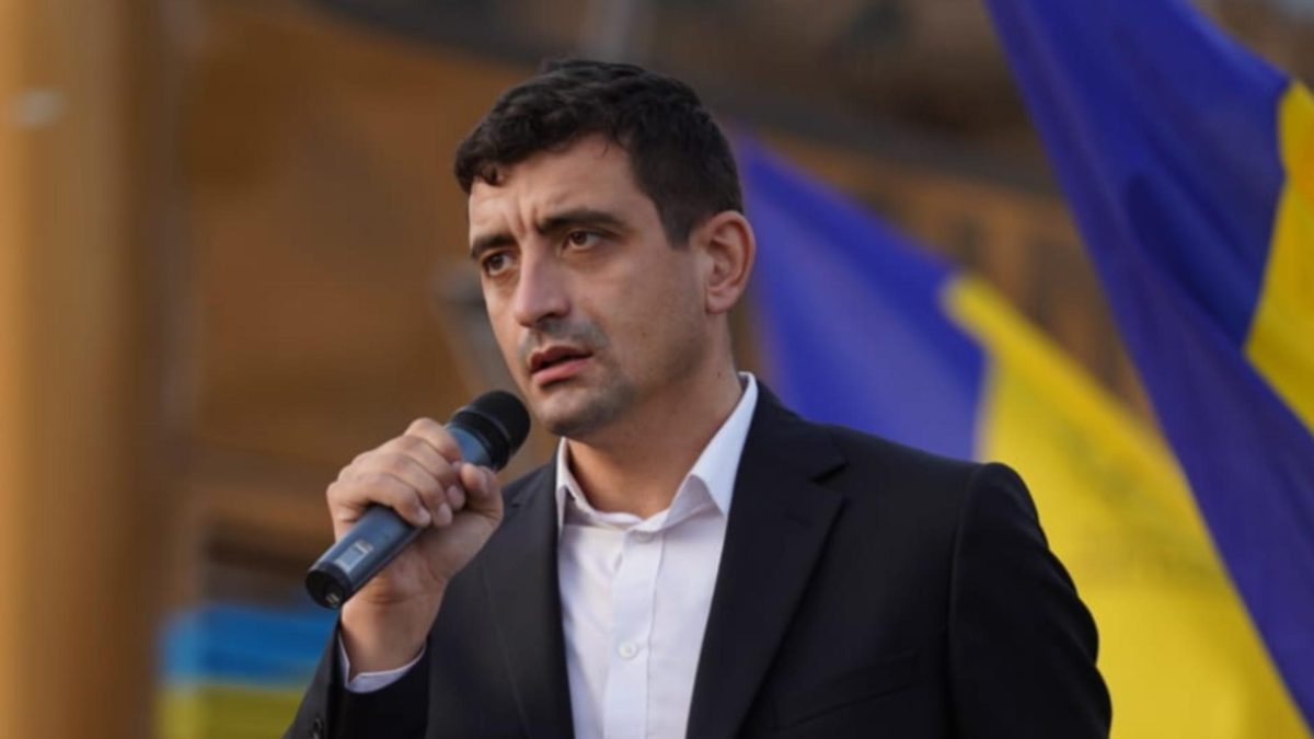 George Simion anunță că va continua să facă live-uri din sala de ședințe – VIDEO