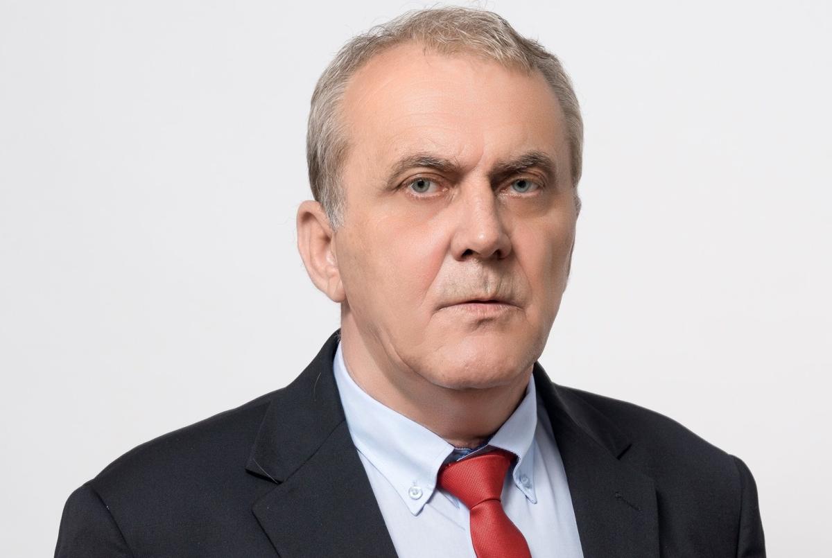 Primar din Argeș, bătut de un interlop chiar în incinta instituției. De la ce a pornit totul