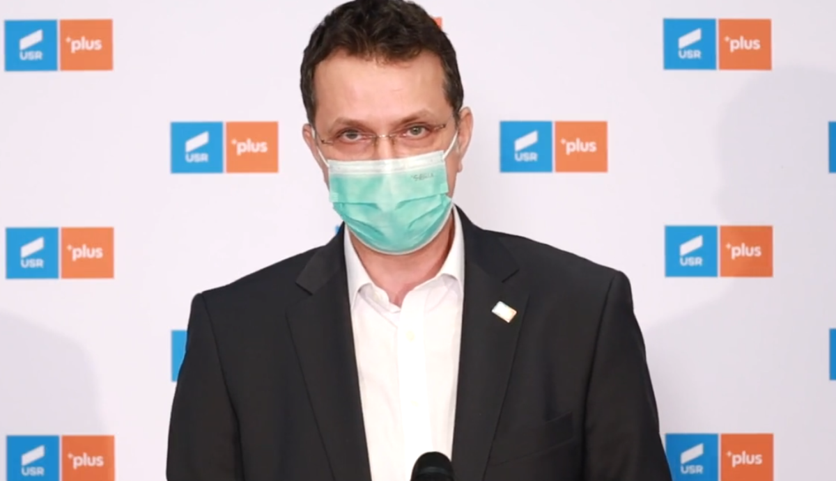 Ionuț Moșteanu, purtătorul de cuvânt al USR, după ședința Biroului Național: „Domnii Câciu și Ciolacu fac bambilici fiscal la televizor” – LIVE VIDEO