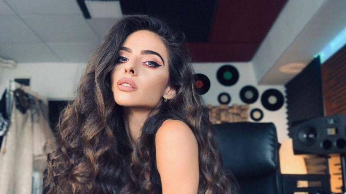 Cântăreaţa Mellina s-a despărţit de iubitul ei. Aceștia aveau planuri mărețe de viitor