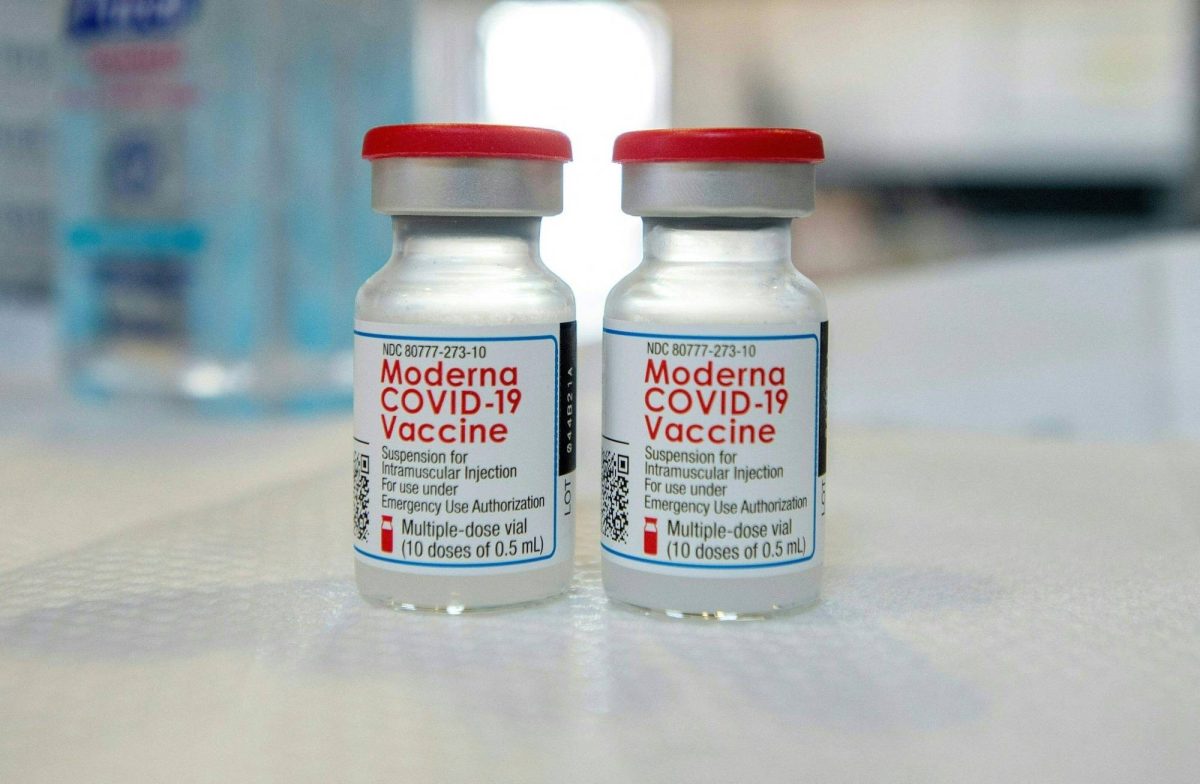 O nouă tranșă de vaccinuri Moderna a ajuns în România! Anunțul făcut de CNCAV