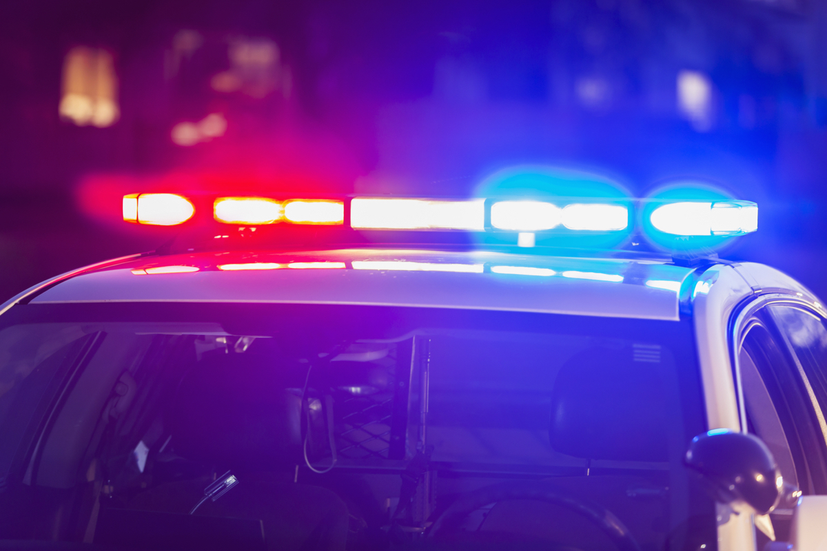 Student din Iași, condamnat după ce a fugit de polițiști și a intrat cu mașina într-un gard!