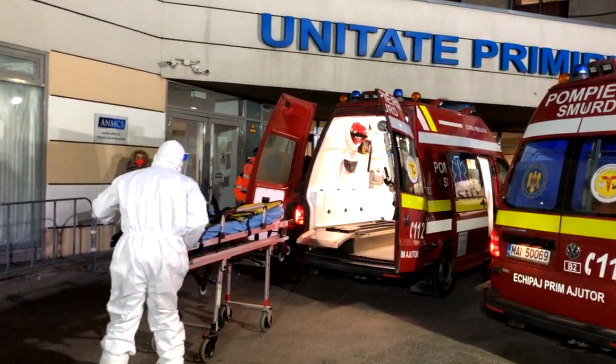 Alexandru Arșinel a fost internat de urgenţă. Marele actor, luat şi transportat la spital de un echipaj medical