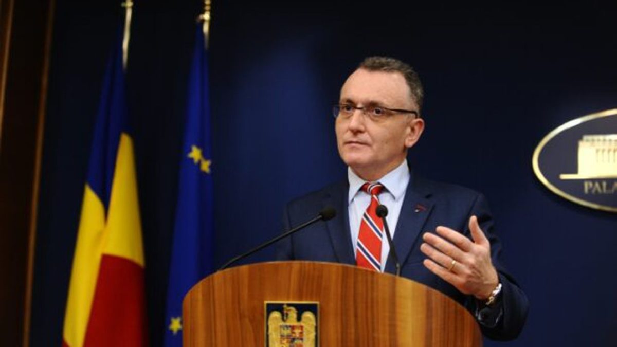 Ministrul Educației își dorește revenirea la trimestre în școli