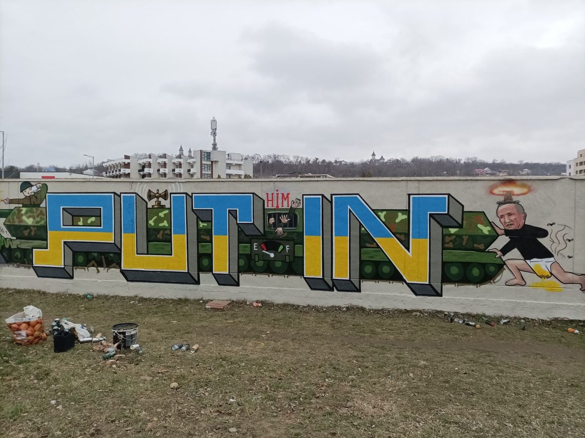 Războiul din Ucraina a fost ilustrat pe un zid din Iași. Personajul principal a fost chiar Vladimir Putin