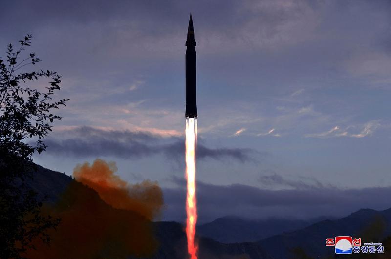 Coreea de Nord a lansat o rachetă ICBM. Un alt test făcut săptămâna trecută, soldat cu un eşec total