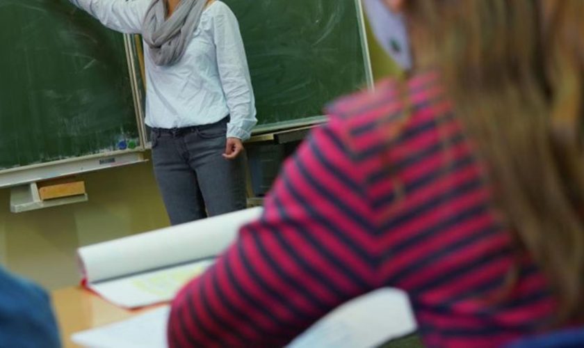 Dialog halucinant al unui profesor din cadrul unui liceu din Huşi