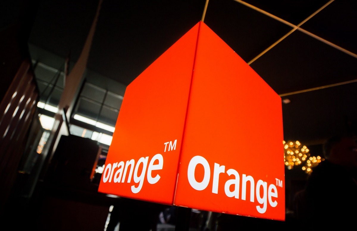 Probleme pentru Orange! Utilizatorii nu şi-au putut încărca cu credit cartelele