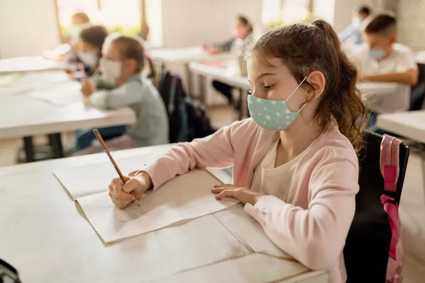 Structura anului şcolar ar putea să nu mai aibă semestre. Sistemul de educaţie din România va adopta modulele de învăţare – SURSE