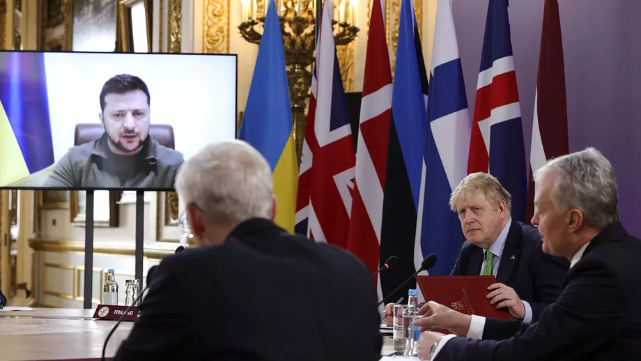 Mesajul lui Volodimir Zelenski pentru NATO: „Membrii acestei alianţe sunt parcă hipnotizaţi de agresiunea rusă”