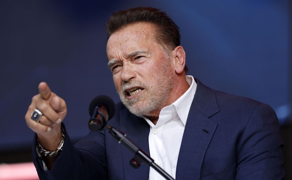 Arnold Schwarzenegger, mesaj pentru Vladimir Putin. Fostul guvernator solicită încetarea războiului