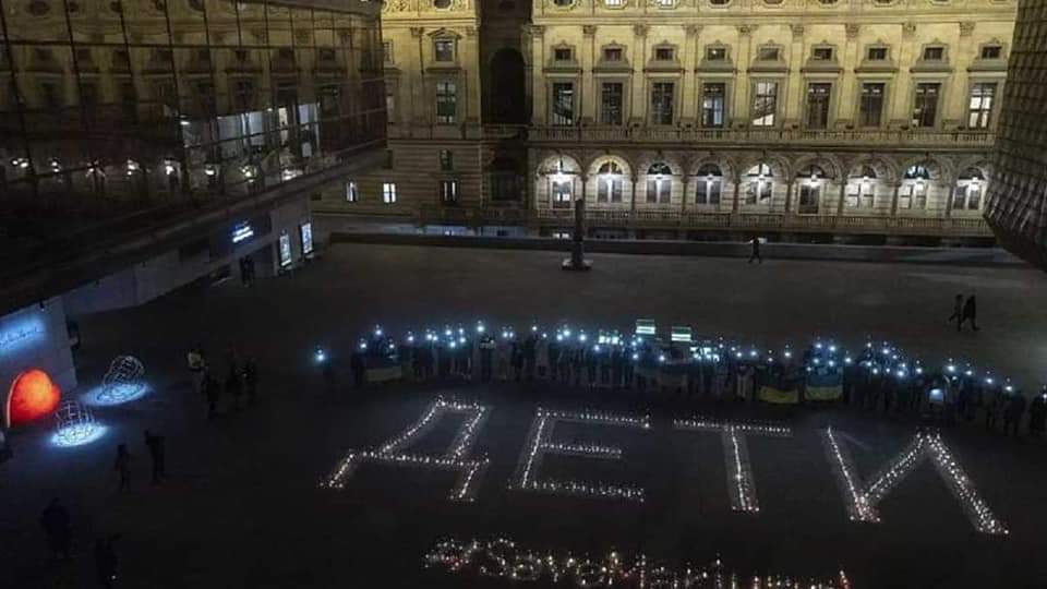 Echipa Ateneului Naţional din Iaşi, alături de teatrele şi civilii din Ucraina – FOTO
