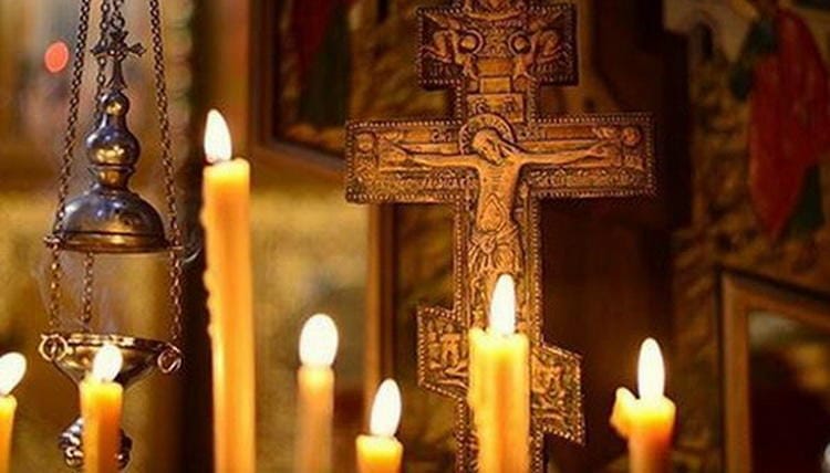 Ce este necesar la parastasul de 40 de zile – Informații utile despre această ceremonie