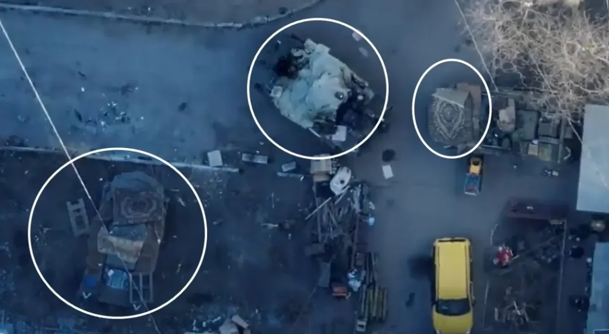 Un militar care apără orașul Kiev a dezvăluit care este „metoda” prin care se încălzesc rușii