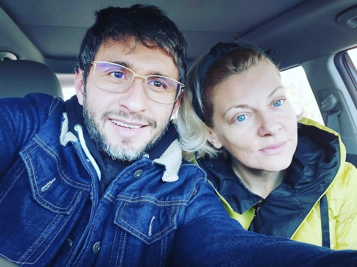 Fiul lui Dragoș Bucur și al Danei Nălbaru a trecut printr-o intervenție chirurgicală. Cum se simte acum micuțul – VIDEO