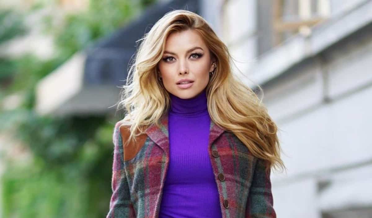 Elena Gheorghe are doi copii superbi. Ce spune frumoasa artistă despre provocările vieții de familie