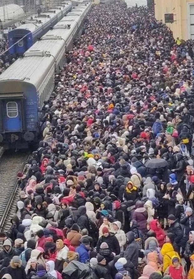 Cum arată gara din Harkov, după ce Rusia a permis evacuarea cetățenilor din oraș