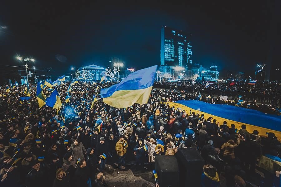 Ieșenii sunt solidari cu poporul ucrainean: Manifestație pe pietonalul Ștefan cel Mare
