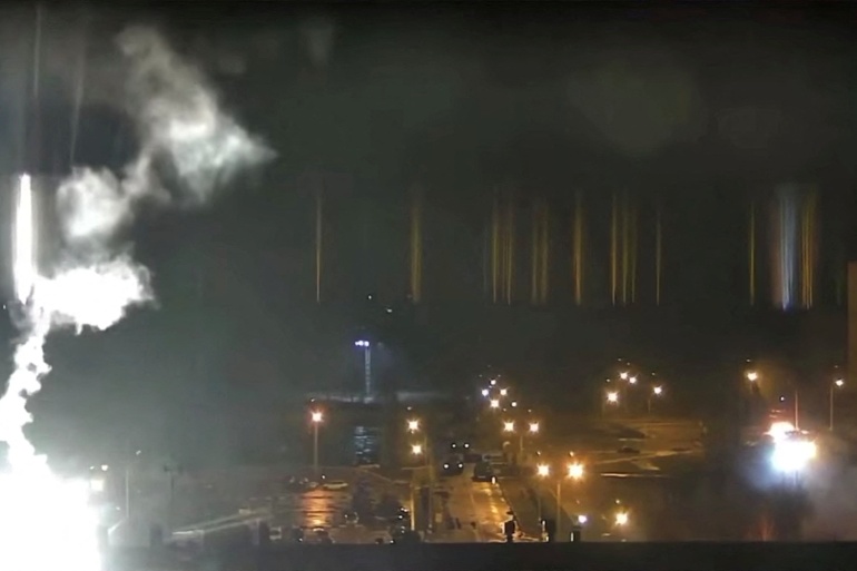 Incendiu la cea mai mare centrală nucleară din Ucraina! A fost pericol de dezastru ca la Cernobîl – FOTO