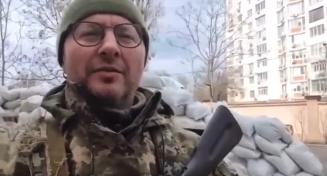 Un soldat ucrainean transmite un mesaj pentru români! Mulţumim pentru că aveți grijă de femeile şi copiii noștri – VIDEO