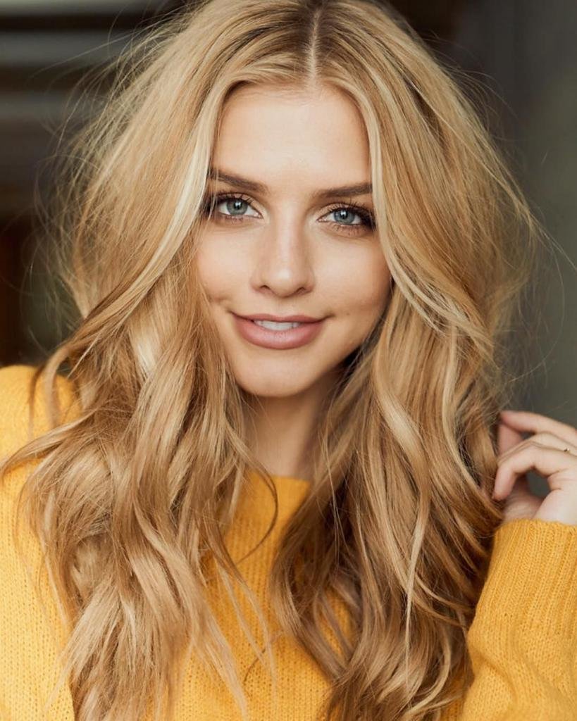 Nuanțe de blond nisipiu: Sfaturi pentru a obține culoarea dorită