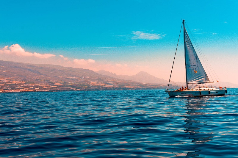 Visezi sa pleci pe mare? Hai la bord! Ia-ti permis de barca si porneste in aventura vietii tale