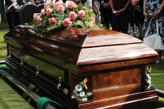 Abordarea pe care trebuie s-o ai cand alegi servicii funerare