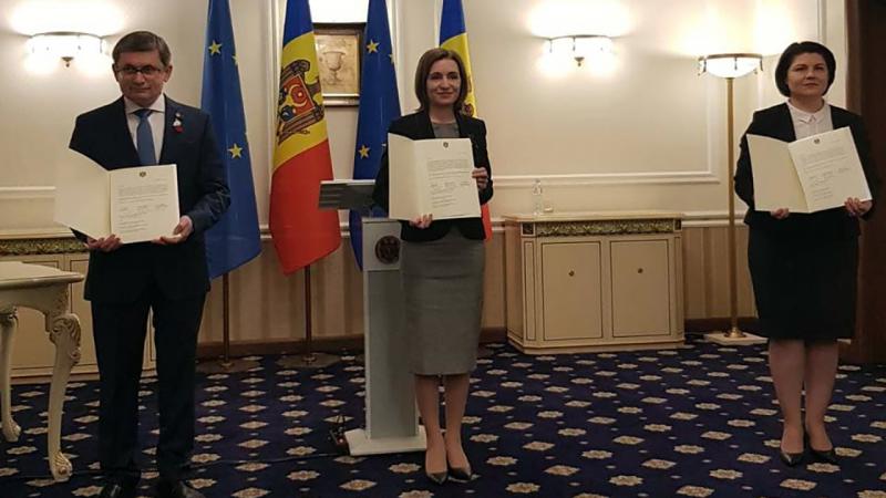 Peședintele Maia Sandu a semnat astăzi cererea de aderare a Republicii Moldova la UE – VIDEO