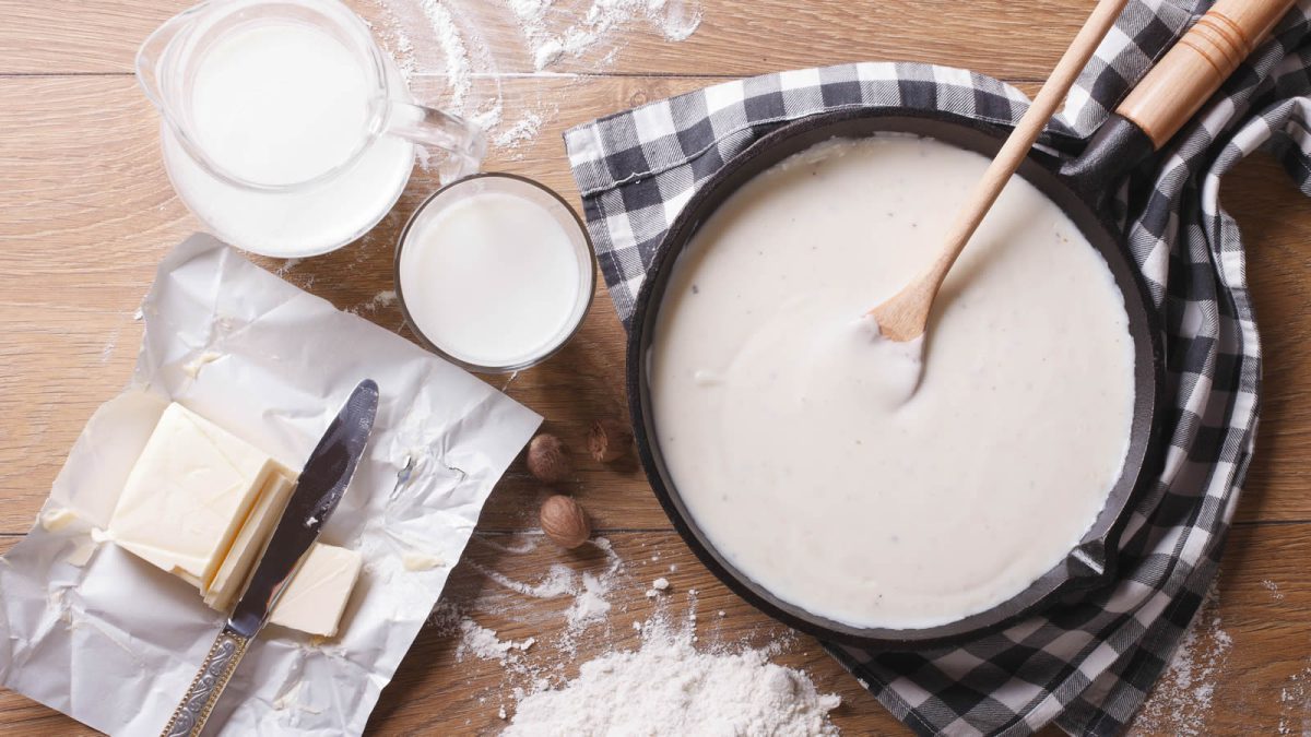 Sos Bechamel. Rețeta de origine franceză