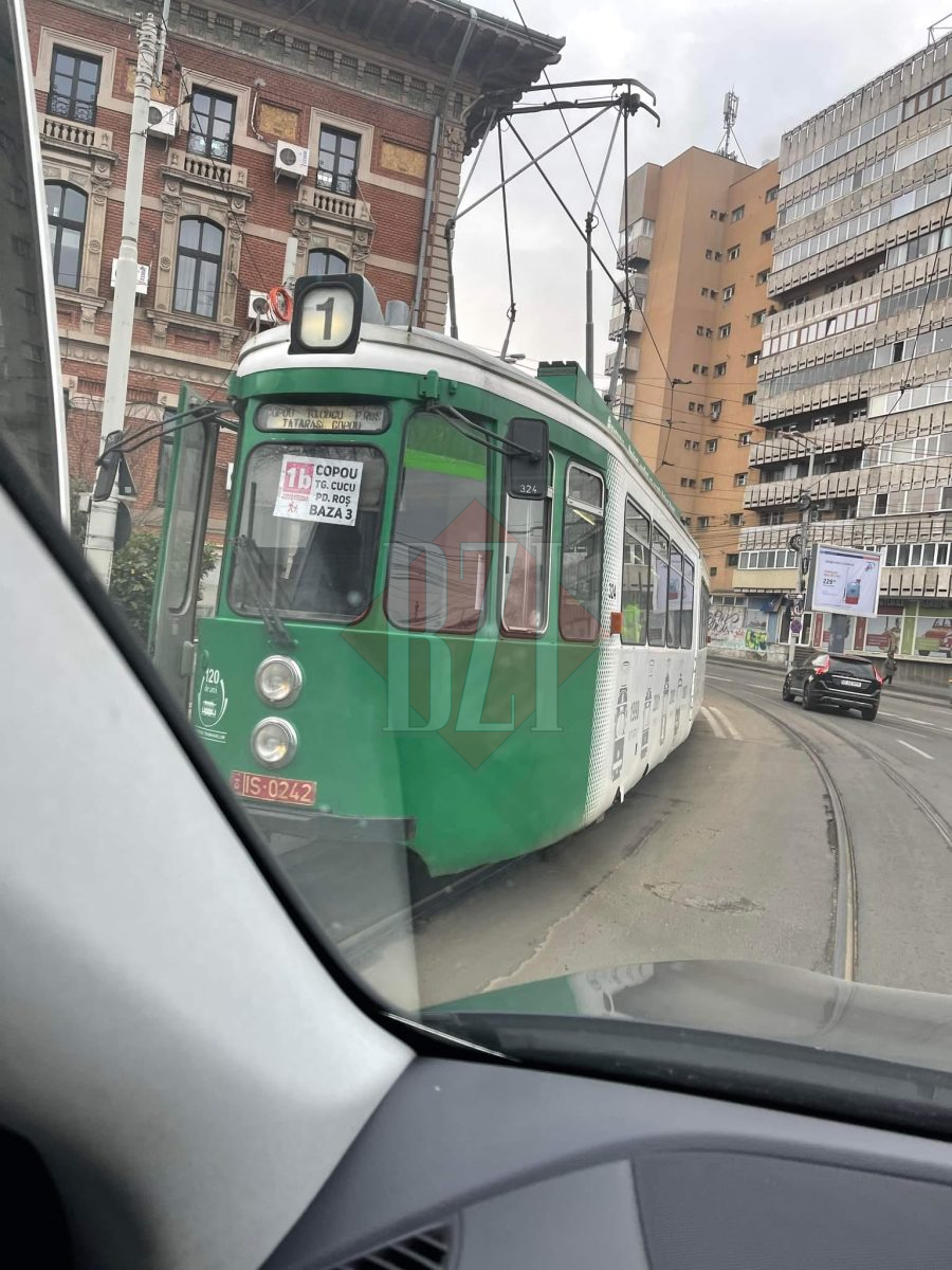 Trafic blocat în zona Râpa Galbenă din Iași după ce un tramvai CTP s-a defectat – FOTO