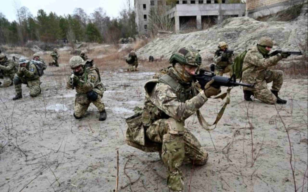 Ucraina atacă forțele ruse în mai multe zone. Invadatorii au suferit pierderi grele și caută mercenari