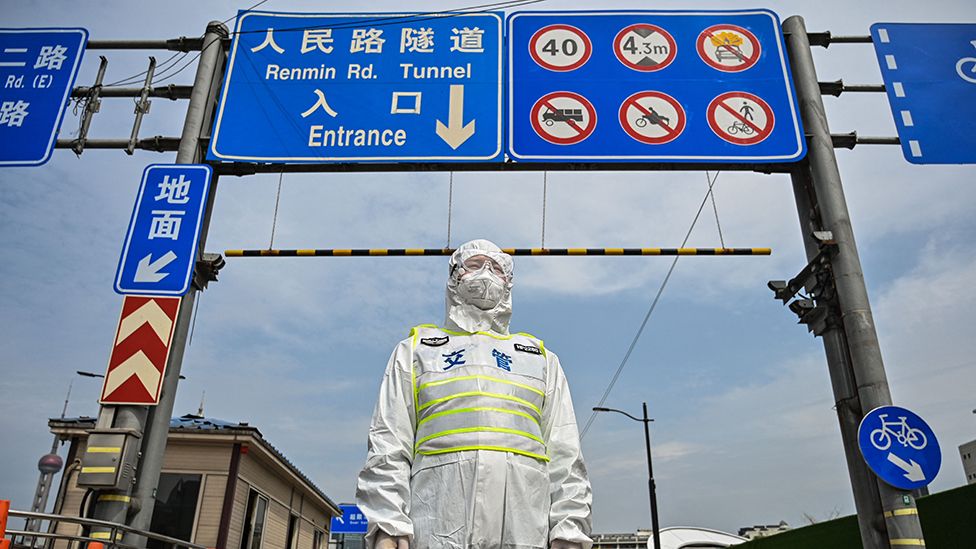 Alertă în China – Numărul morțior din Shanghai crește, în ciuda instituirii carantinei