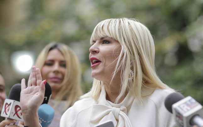 Primul mesaj al Elenei Udrea, după ce a aflat că va fi extrădată: „Fetiţa mea, un copil care trece prin drama de a fi lăsată fără mamă pentru a doua oră”