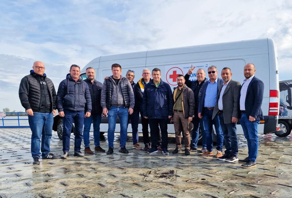 Un convoi cu ajutoare pentru Ucraina din partea membrilor și simpatizanților PMP a ajuns la Ismail – FOTO, VIDEO