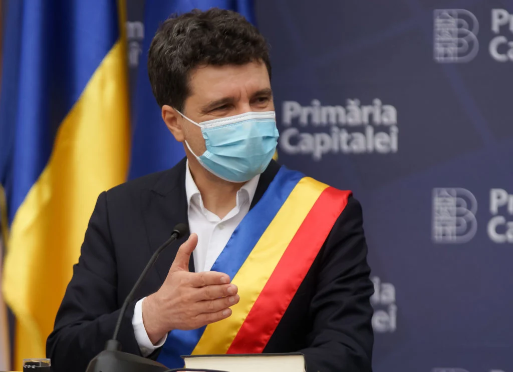 Procurorii DNA, la Primăria Capitalei. Mai mulţi angajaţi sunt vizaţi