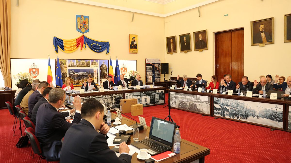 Ședință la Primăria Iași! Consilierii locali vor aproba noul regulament pentru parcările din oraș – LIVE VIDEO