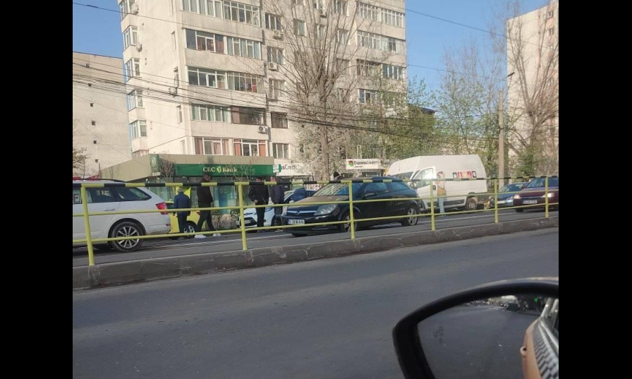 Accident rutier în zona Minerva. Un pieton a fost acroșat de un autoturism