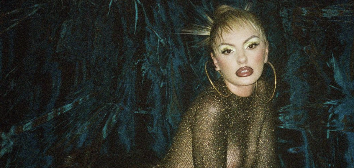Alexandra Stan s-a afișat din nou dezbrăcată pe Instagram. Ce planuri de viitor are artista?