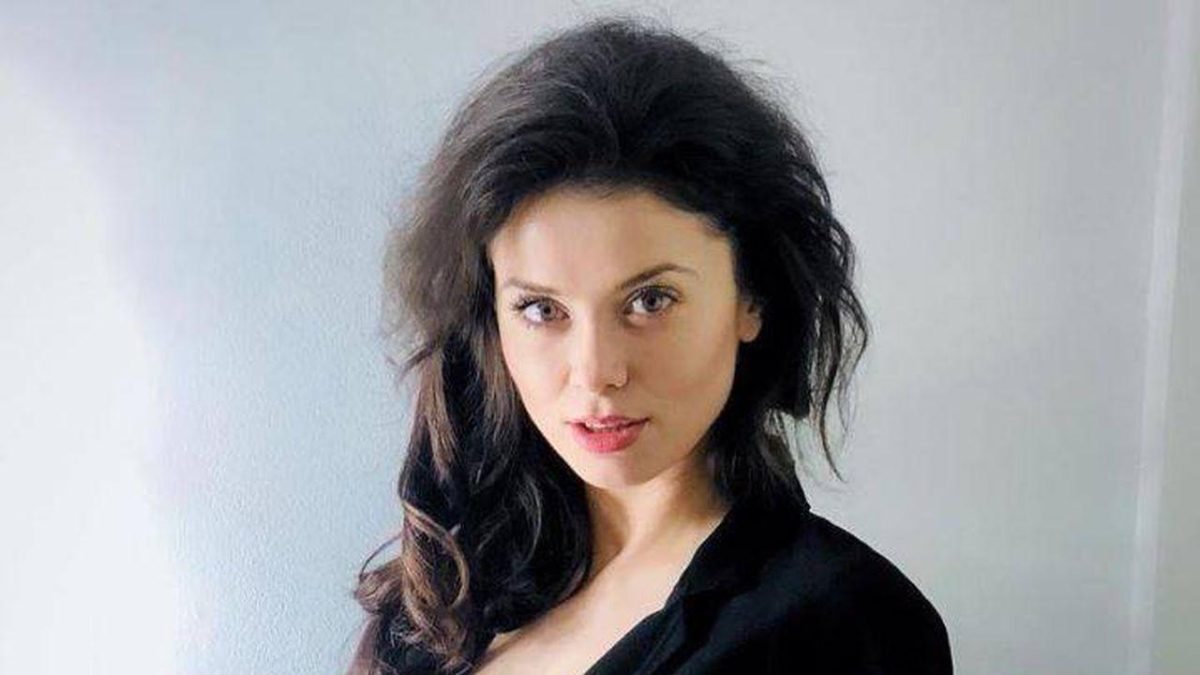Anca Dumitra, ipostaze sexy pe rețelele de socializare. Ce spune frumoasa actriță despre trecutul ei amoros