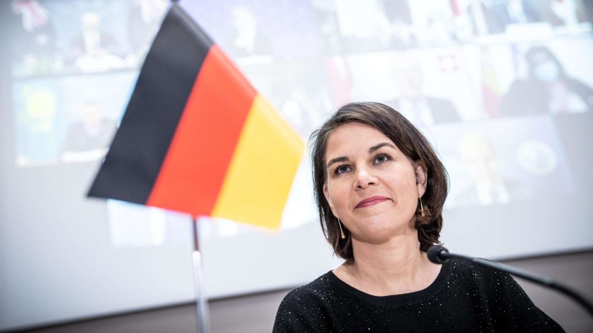 Germania expulzează 40 de diplomați ruși suspectați de spionaj