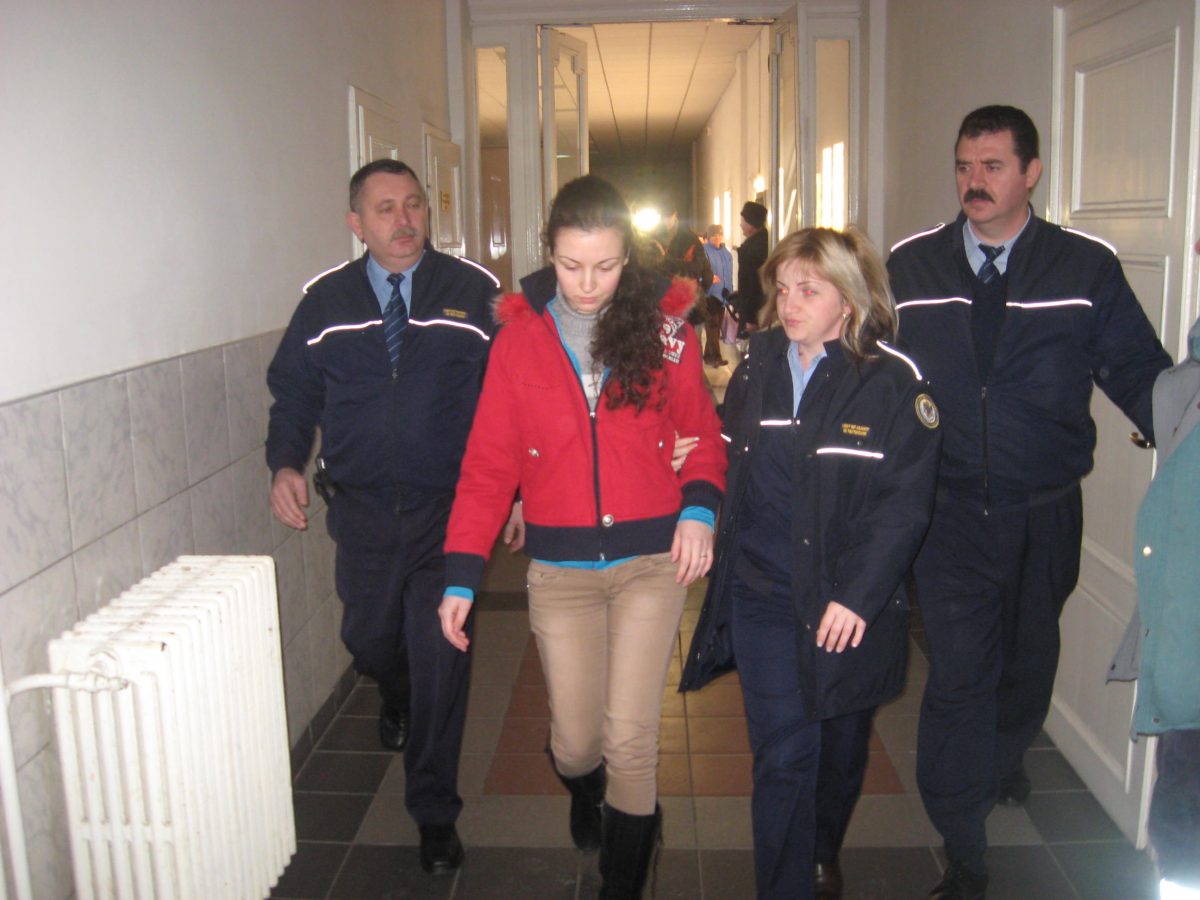 Vești crunte în închisoare! Ce s-a întâmplat după Paște cu Carmen Satran, studenta criminală de la Medicină