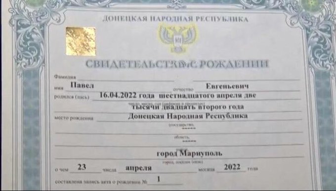 Nou-născuţii la Mariupol primesc certificate de naştere ruseşti