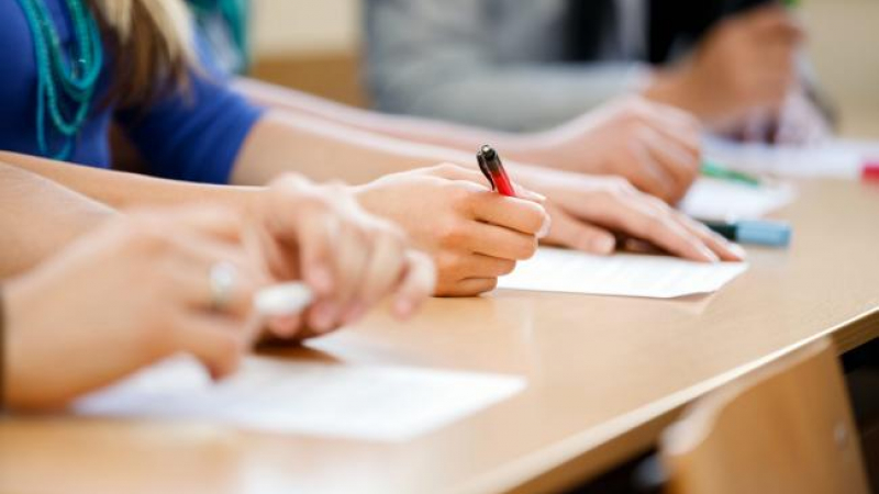 Mesaje de încurajare pentru reușită la examen: Cuvinte frumoase pentru cei dragi