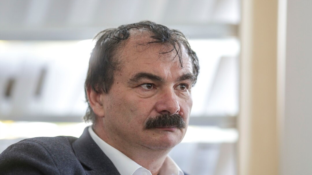 Mircea Miclea, fostul ministru al Educaţiei: „Eliminarea tezelor este o decizie foarte proastă”