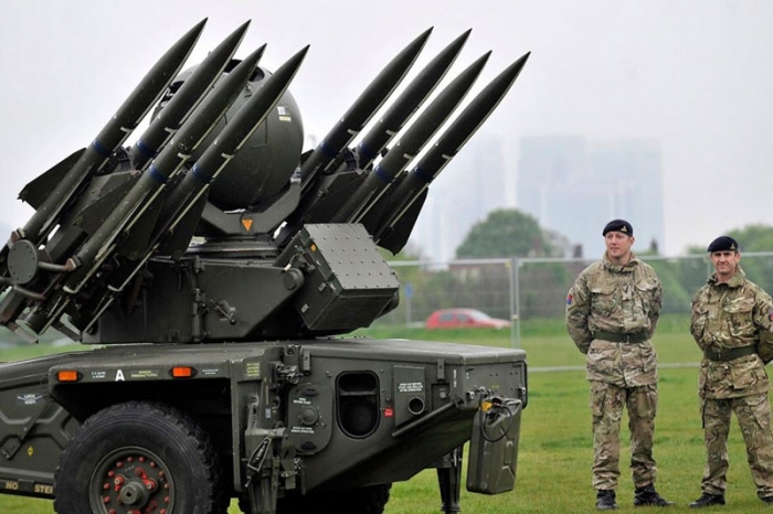 Ucraina ar putea primi armament greu din Germania