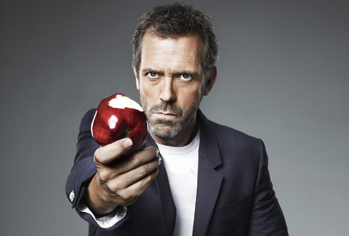 Cum arată acum Hugh Laurie. Actorul din celebrul serial Dr. House a ajuns de nerecunoscut
