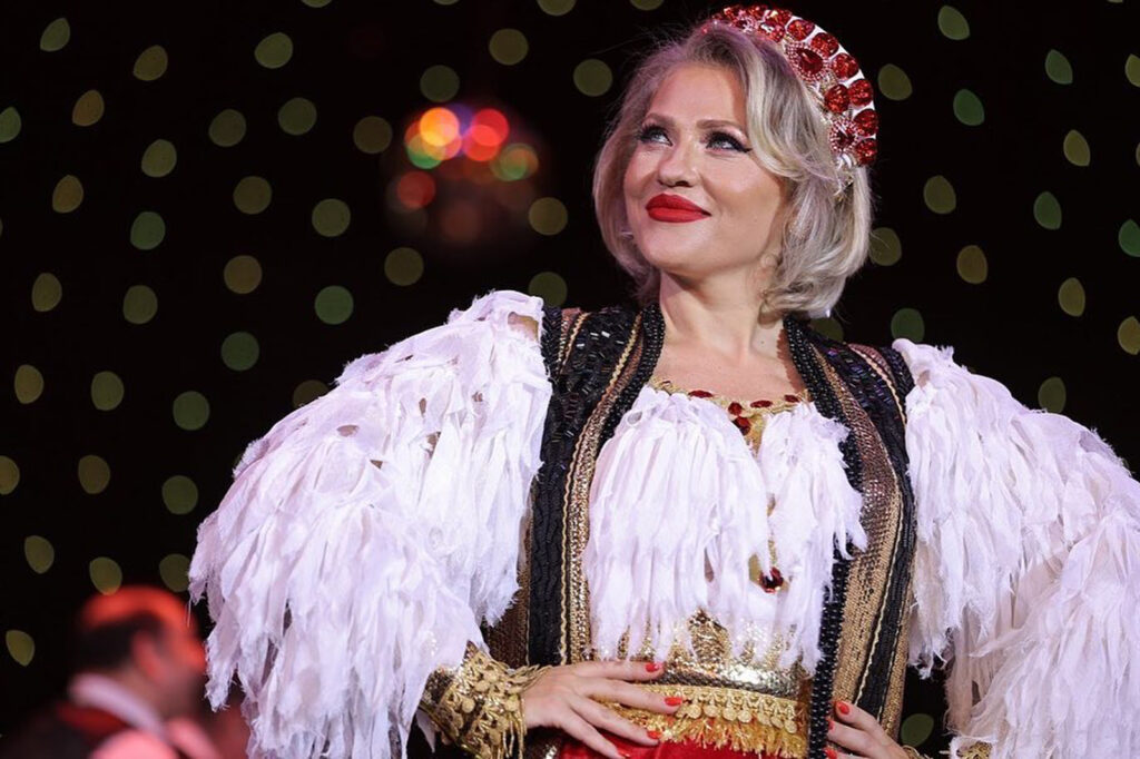 Mirela Vaida a iscat un val de reacții în mediul online! Fanii i-au spus direct, fără ocolișuri : ,,Lasă-te de cântat!”
