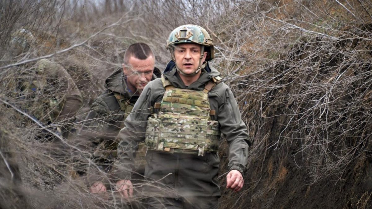 Armata ucraineană transmite că Rusia urmează să atace pe direcţiile Doneţk şi Herson