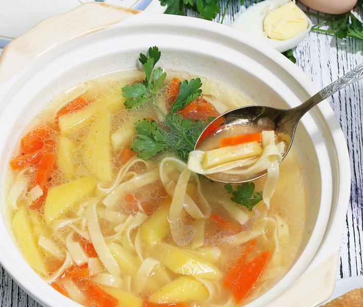 Supă de zarzavat: Rețetă de post, simplă și delicioasă
